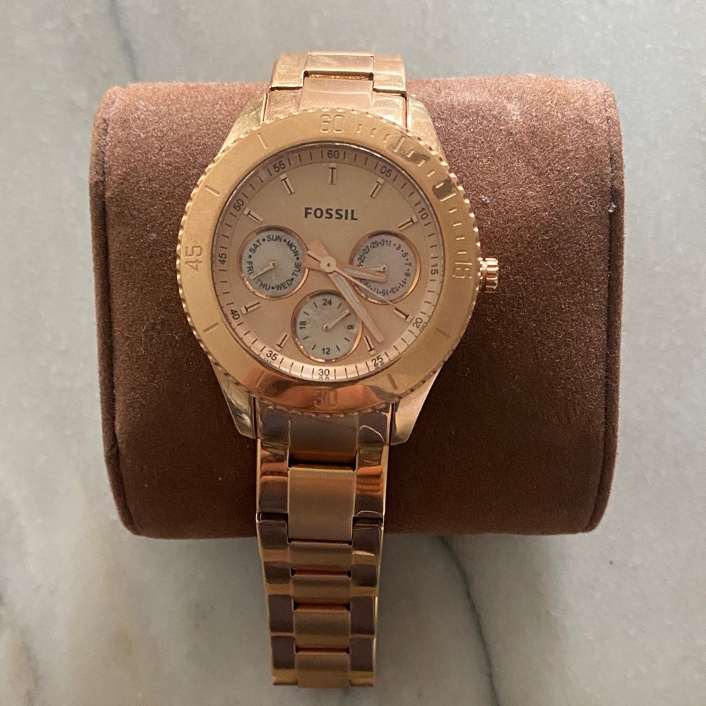 Fossil Women's Radiant Rose Gold Watch